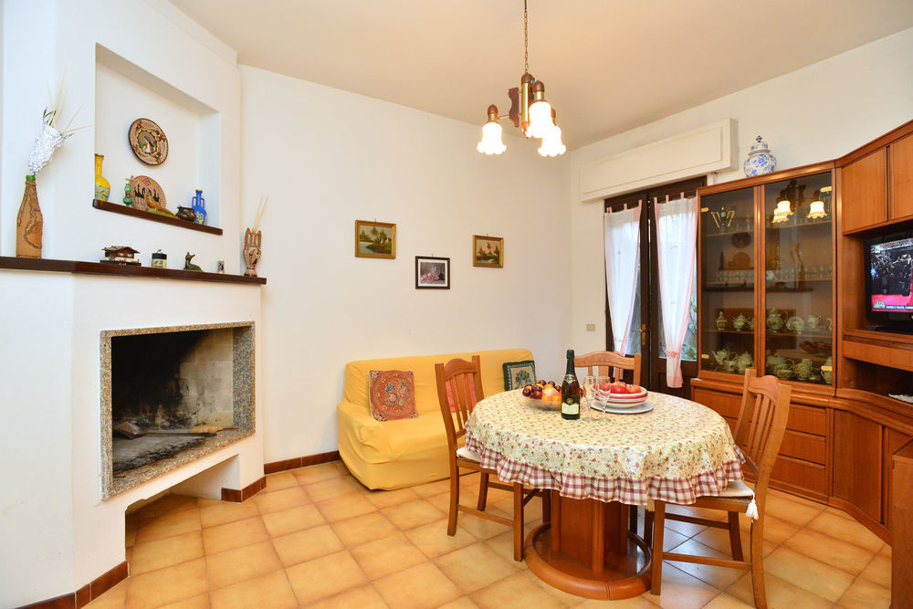 Izzhome Cozy Sunflowers Pula Exterior foto